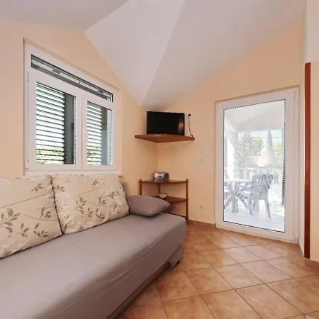 Suzana Apartman *