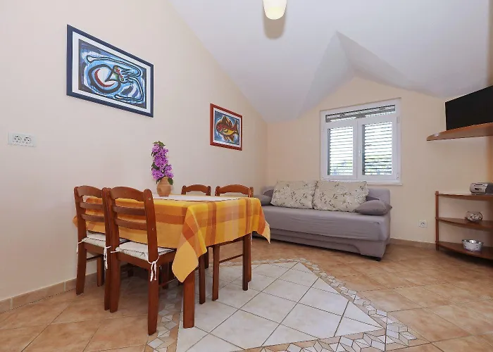 Suzana Apartament *